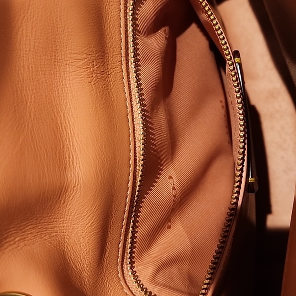 Coach Quilted Madison - Picture 7 of 11